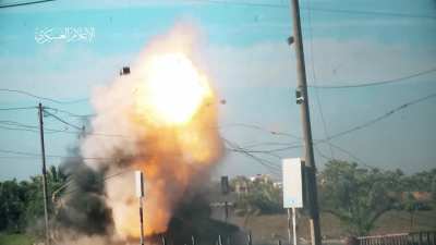Hamas Fighter Targets a Merkava Tank