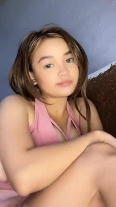 Xyriel Manabat
