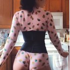 Well propo<wbr>rtion<wbr>ed... pretty... she's something else
