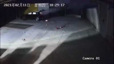 Dumbass swinging a fireworks fountain... around a car packed with fireworks