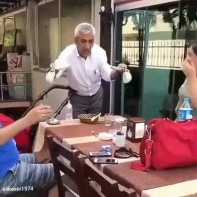 Ultimate dad waiter