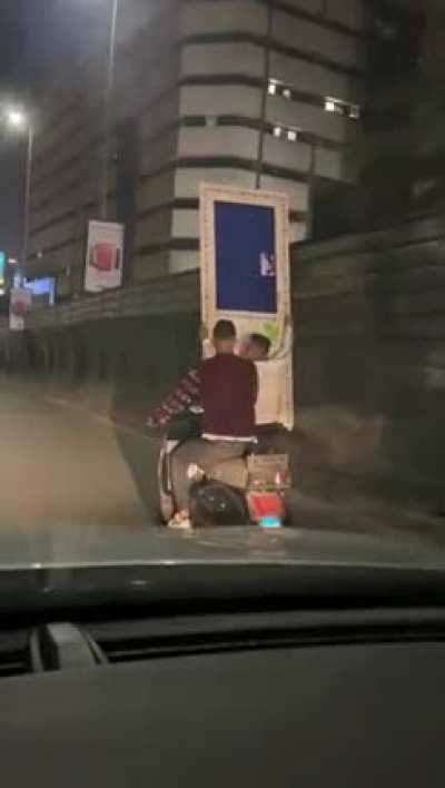 فقط في مصر
