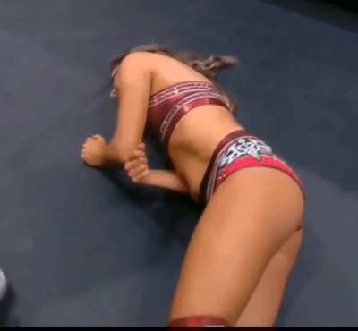 Britt vs Toni Storm