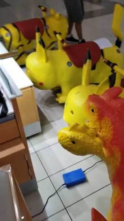 Look, its pikachu!