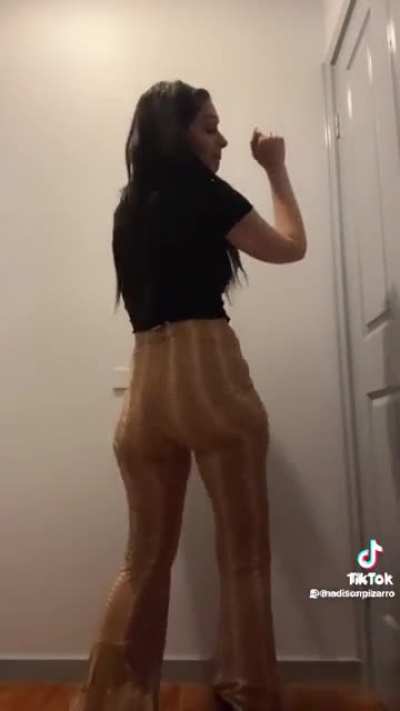 We love the slim thick ones right?