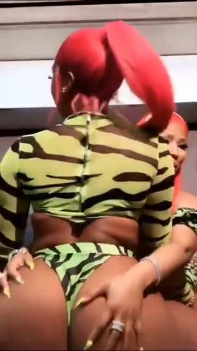 🍑