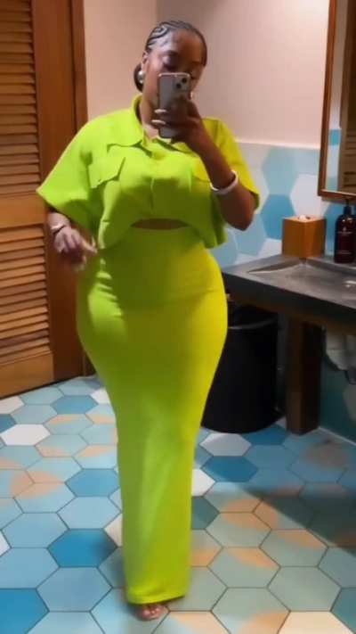 Green Dress 2