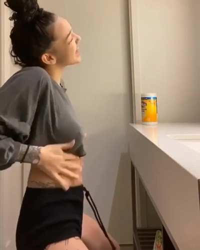 Mia
