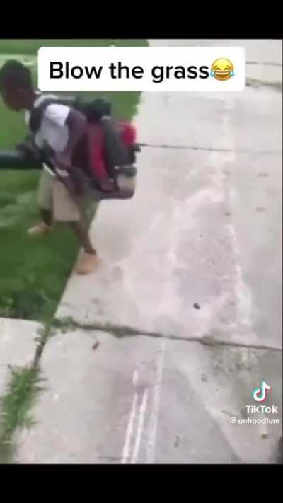The leaf blower is bigger than him😂