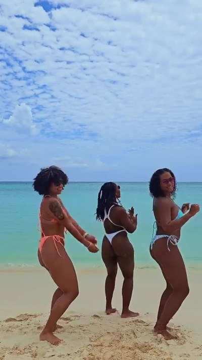 Cayman isl vibe @your<wbr>afric<wbr>anque<wbr>en_na<wbr>ndi @ticheleferraz @ achsahhenry