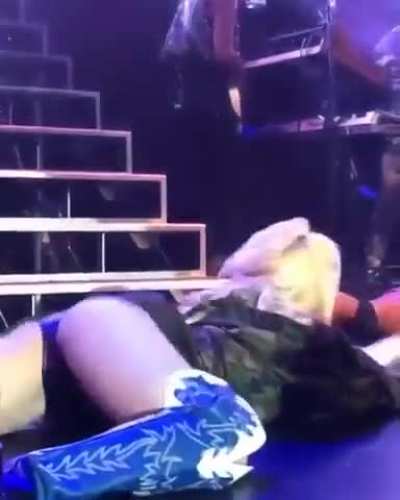 CL from 2NE1