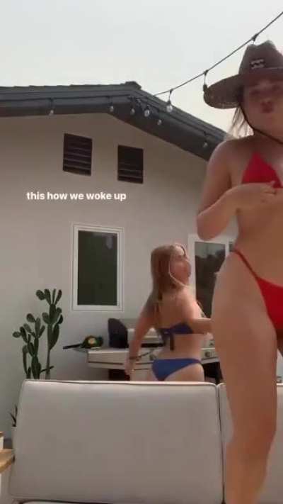 Lexee & Friend