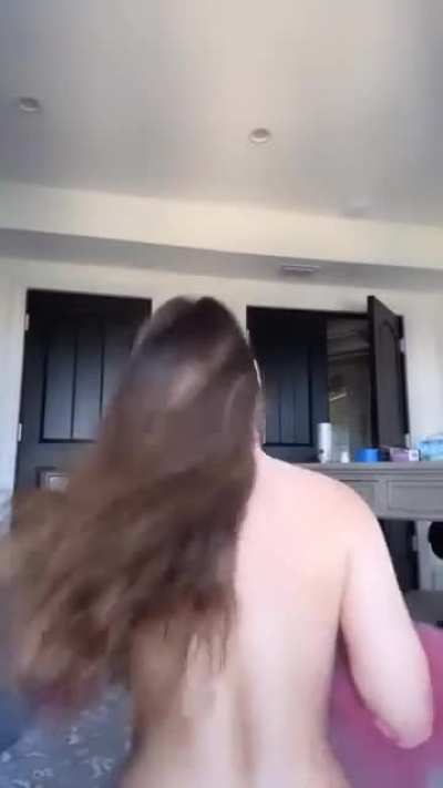 Amanda cerny