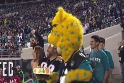 beware Jaxson De Ville