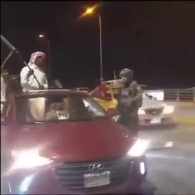 Thoughts on this video from 2022? In Anbar, a Iraqi soldier removes the Saudi flag from Iraqis who were celebrating our “independence” day. Do Iraqis from Anbar not know that Saudi helped America in invading Iraq? 