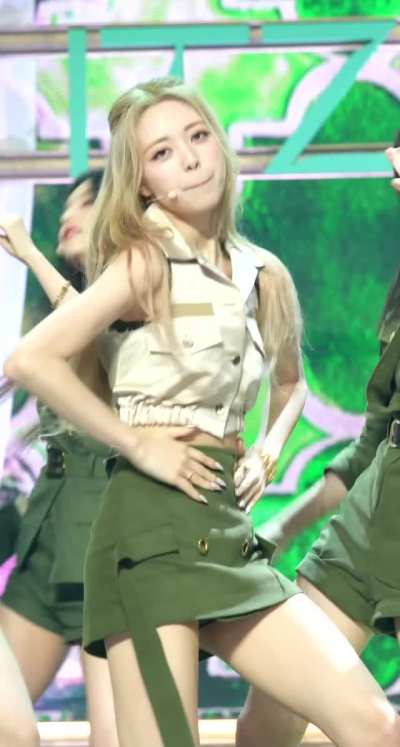 ITZY - Yuna
