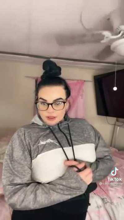 😈😏