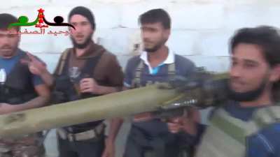 FSA RPG-29 team sneaks up on & engages an SAA T-72 - E. Tafas - 2013