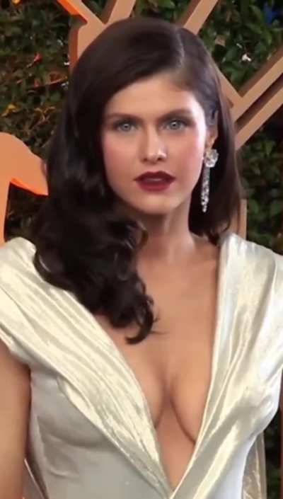 Alexandra Daddario