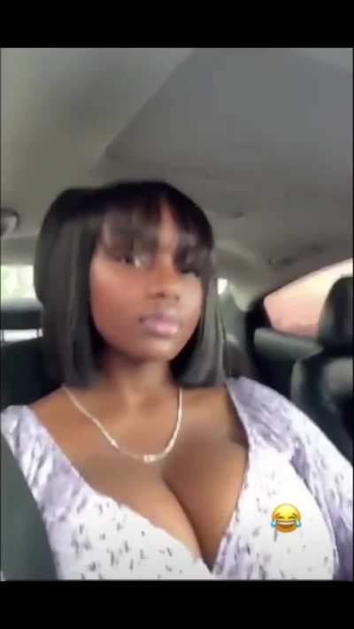 Maamee Ama cleavage