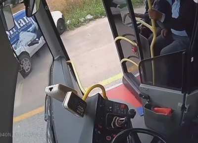 A driver in Turkey stopped an out-of-control water delivery vehicle by jumping out of his window and pulling the handbrake