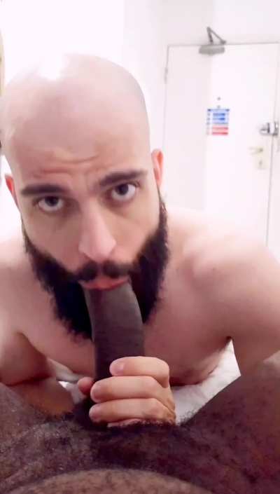 ‎