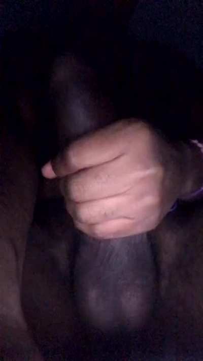 25M4FM 6’4 based in London - Here to satisfy your fantasies