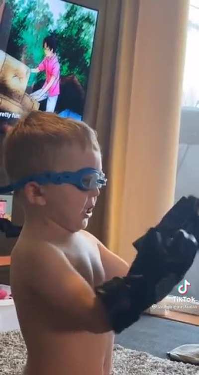 The Flash has nothing on him