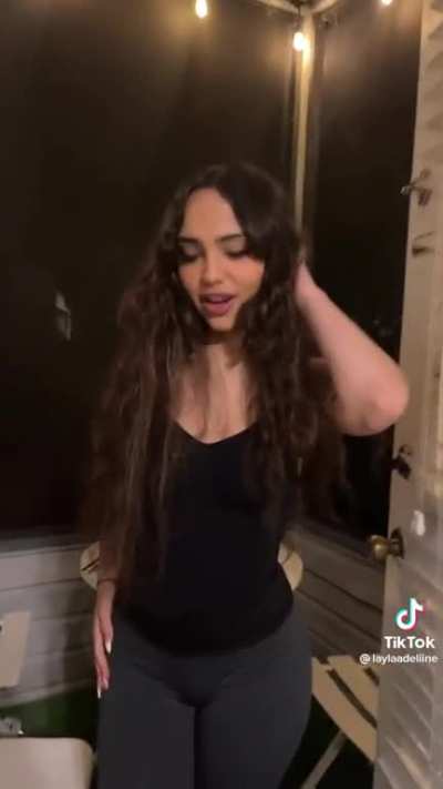 Cute Cubanita