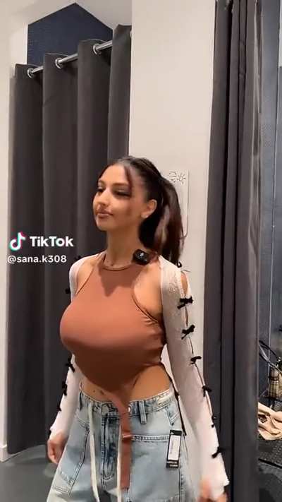 Thoughts on her top?