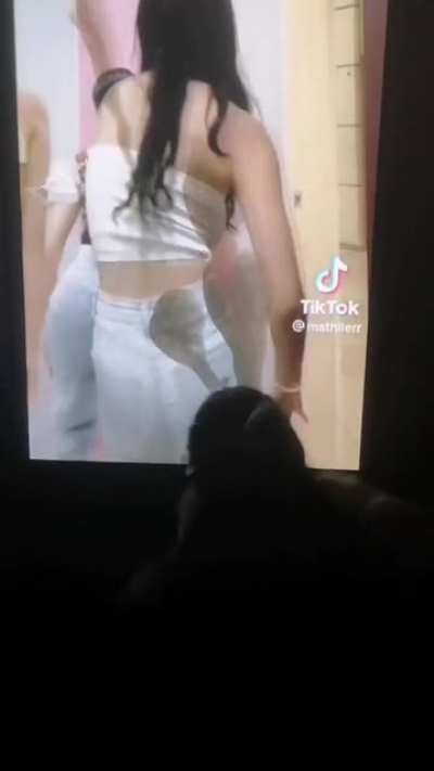 🍑👅