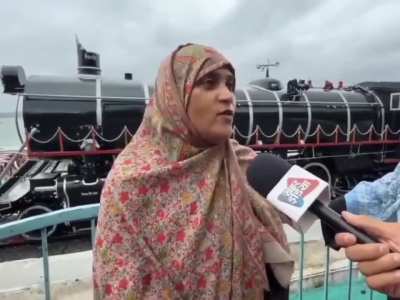 What this muslim women giving opinion about PM Modi ?