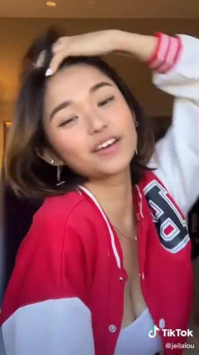 Jeila Dizon