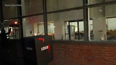 Portland antifa attack the nearby Tigard police station following the shooting of a man armed with a knife, 1/7/2021