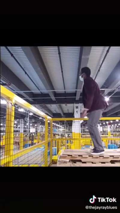I don't understand why people say Amazon Employees are miserable. Look how happy he looks!