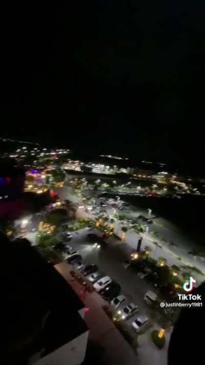Air Resturant 200 feet height