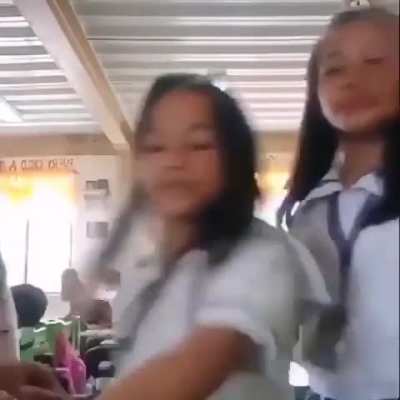 Hala😭 kuya ash pa upbot