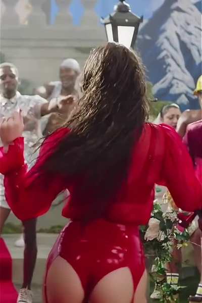 Hailee Steinfeld
