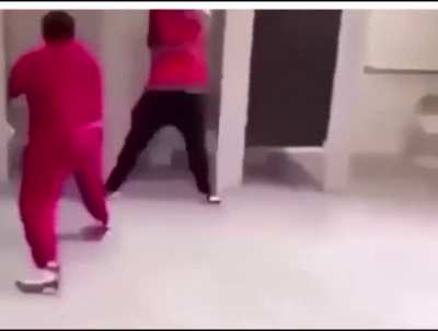 LilN don pulled out em nunchucks