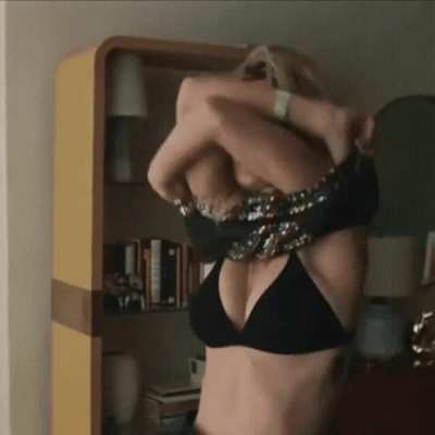 Kaley Cuoco