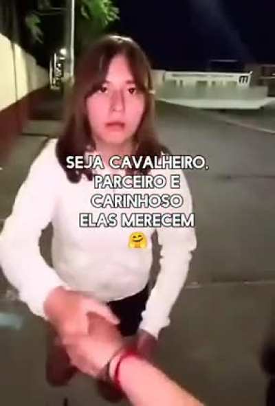 😳