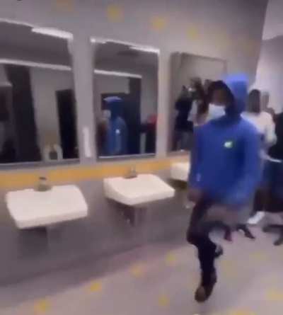 Thought it was gonna be a dance battle💀