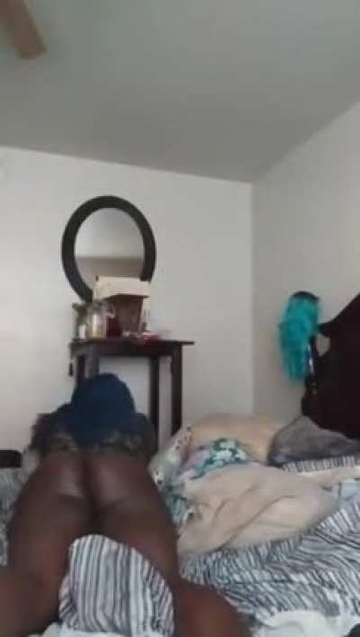 anybody know where to find more of her content???