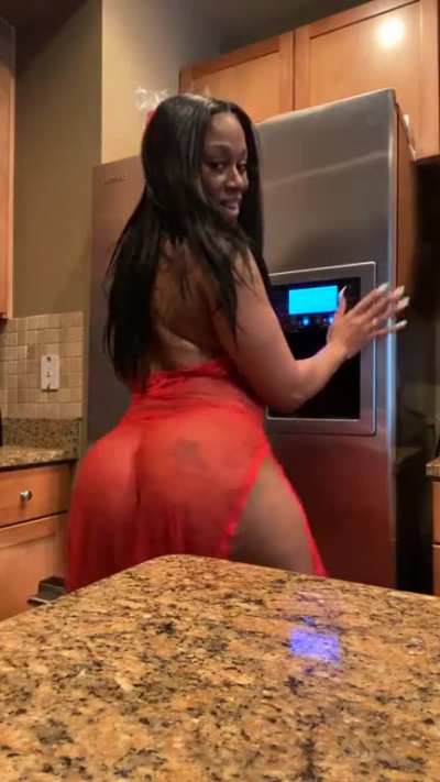 She said she going live later! I’m hoping it’s better than this one 🤷🏽‍♂️
