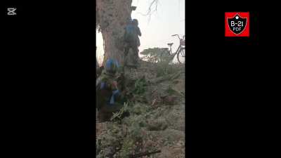 [Myanmar/Burma] People's Defense Force anti-junta guerrillas fighting the military and Pyusawhti militias in Chaung-U and Ye Townships (music from sources)
