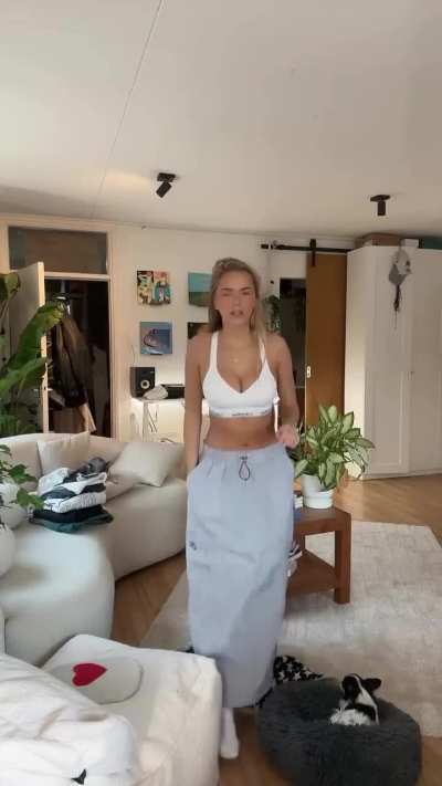 Lies past nieuwe kledi<wbr>ng🥵🥵