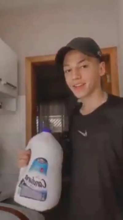 Не пей отбеливатель