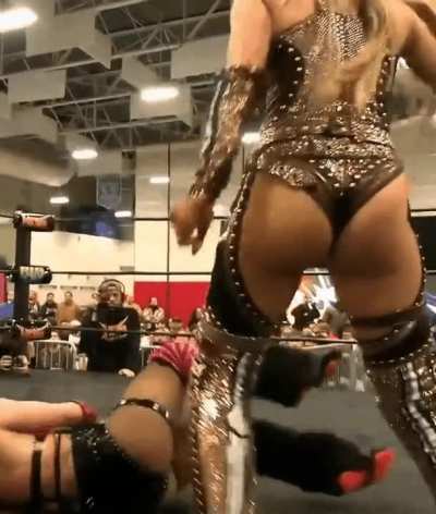 Scarlett Bordeaux