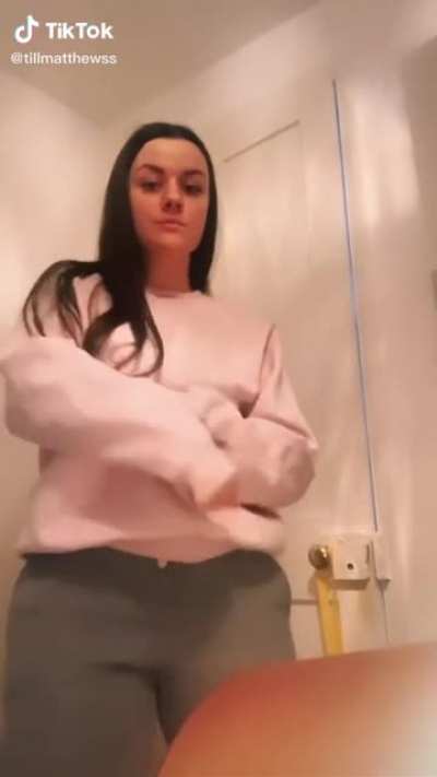 Another Slut found through the Bussit Trend