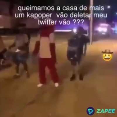 Pesado… Porém […] POÉTICO!!!